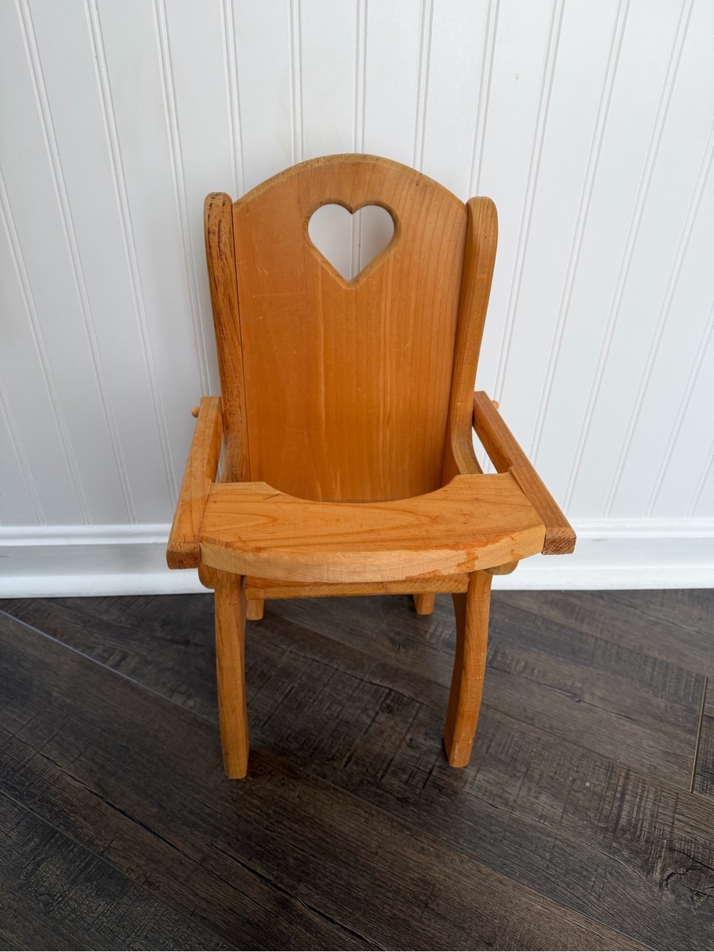 TheVintage wood heart cutout babydoll toy high chair cottage country farmhouse